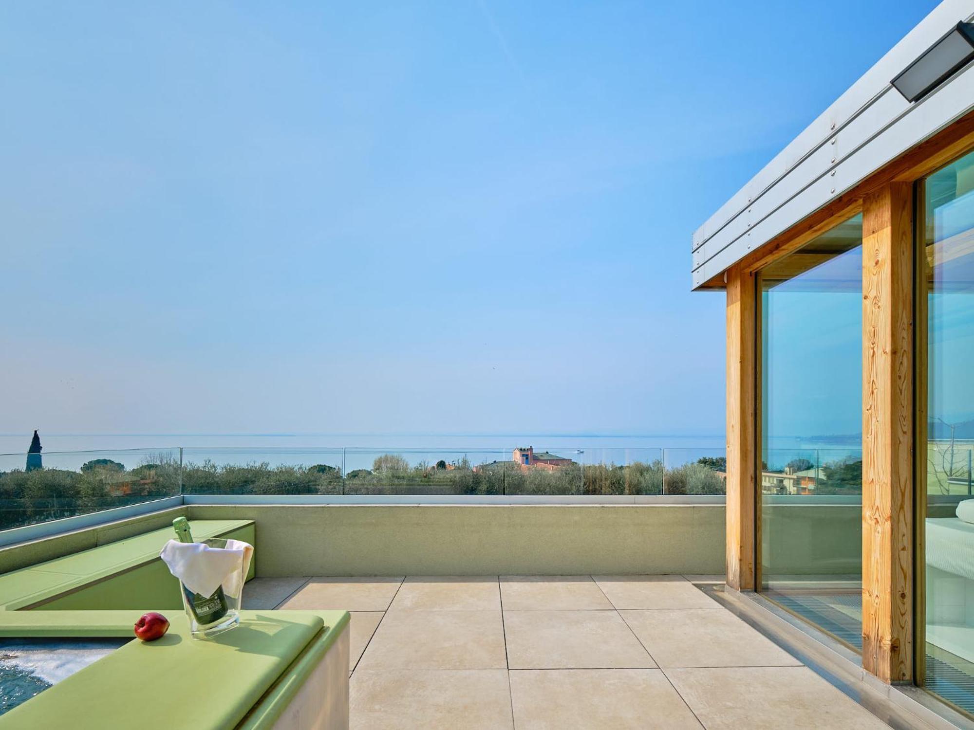 Villa Sunny Lake Suites Bardolino Extérieur photo
