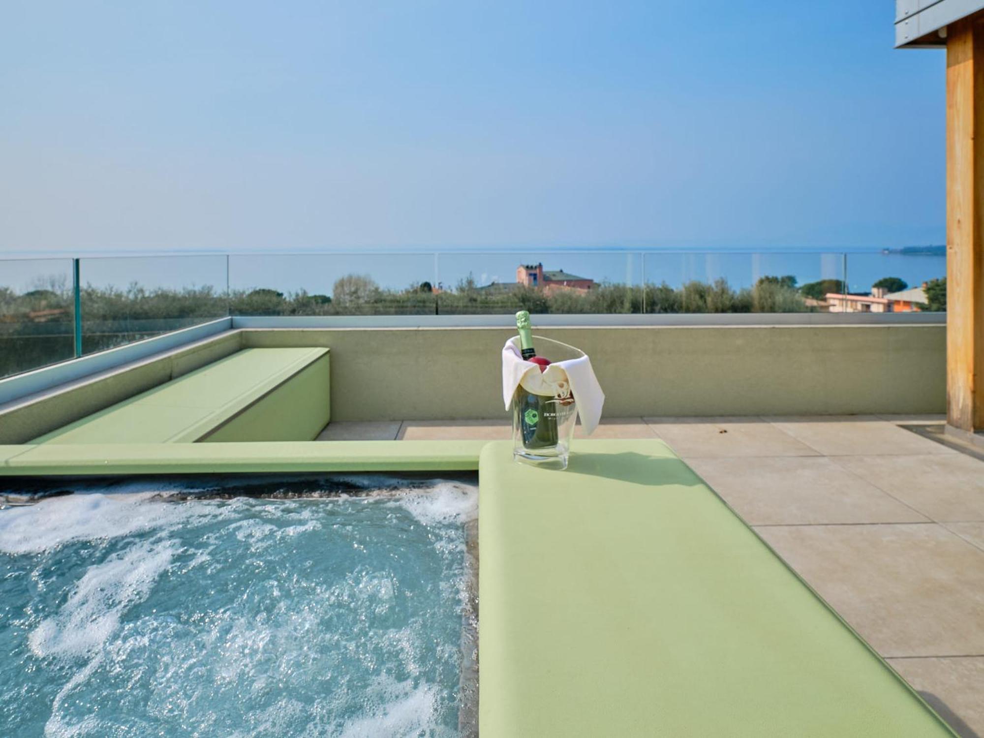 Villa Sunny Lake Suites Bardolino Extérieur photo